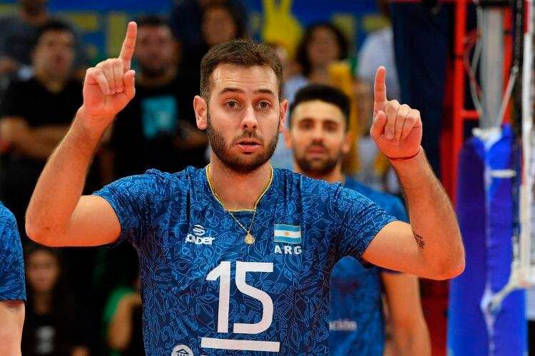 De Cecco con la camiseta del seleccionado