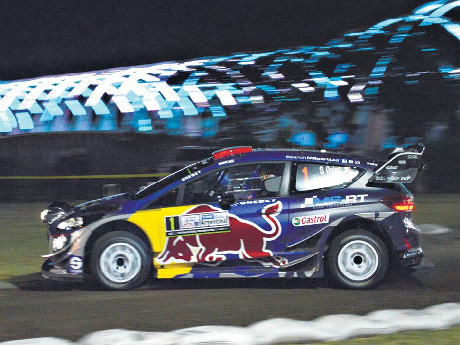 El francés Sebastien Ogier, el más rápido en la primera especial.