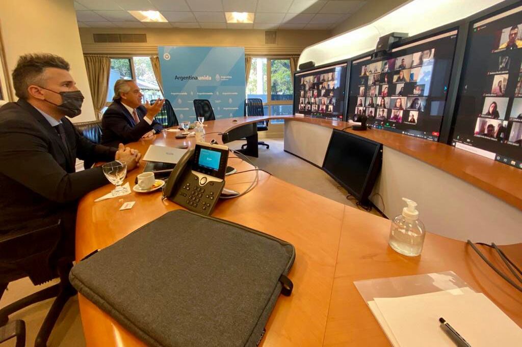 Alberto Fernández dictó una clase esta mañana desde la Residencia de Olivos de la cátedra, Teoría General del Delito y Sistema de la Pena, que dirige en la Facultad de Derecho de la UBA.