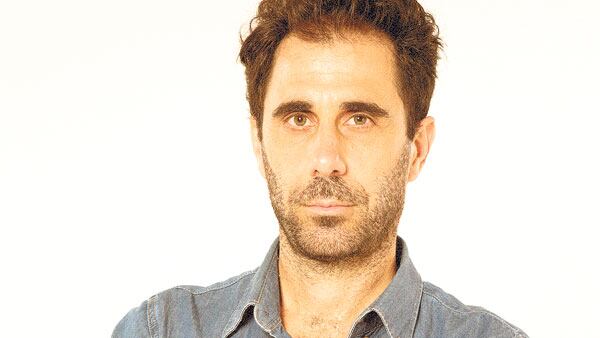 Esteban Menis trabajó en el guión junto a Sebastián Rotstein.