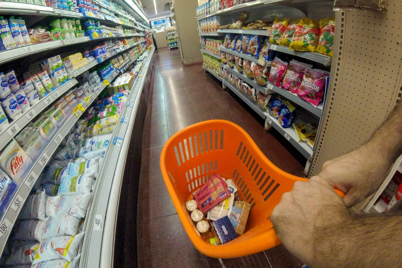 El Gobierno observa la marcha de los precios de la canasta básica como un punto central a moderar.