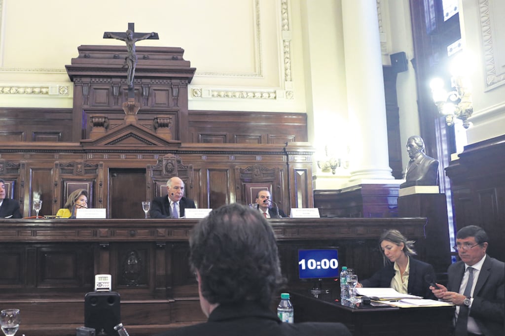 La primera audiencia de la Corte Suprema por la demanda contra la religión en las escuelas públicas de Salta.