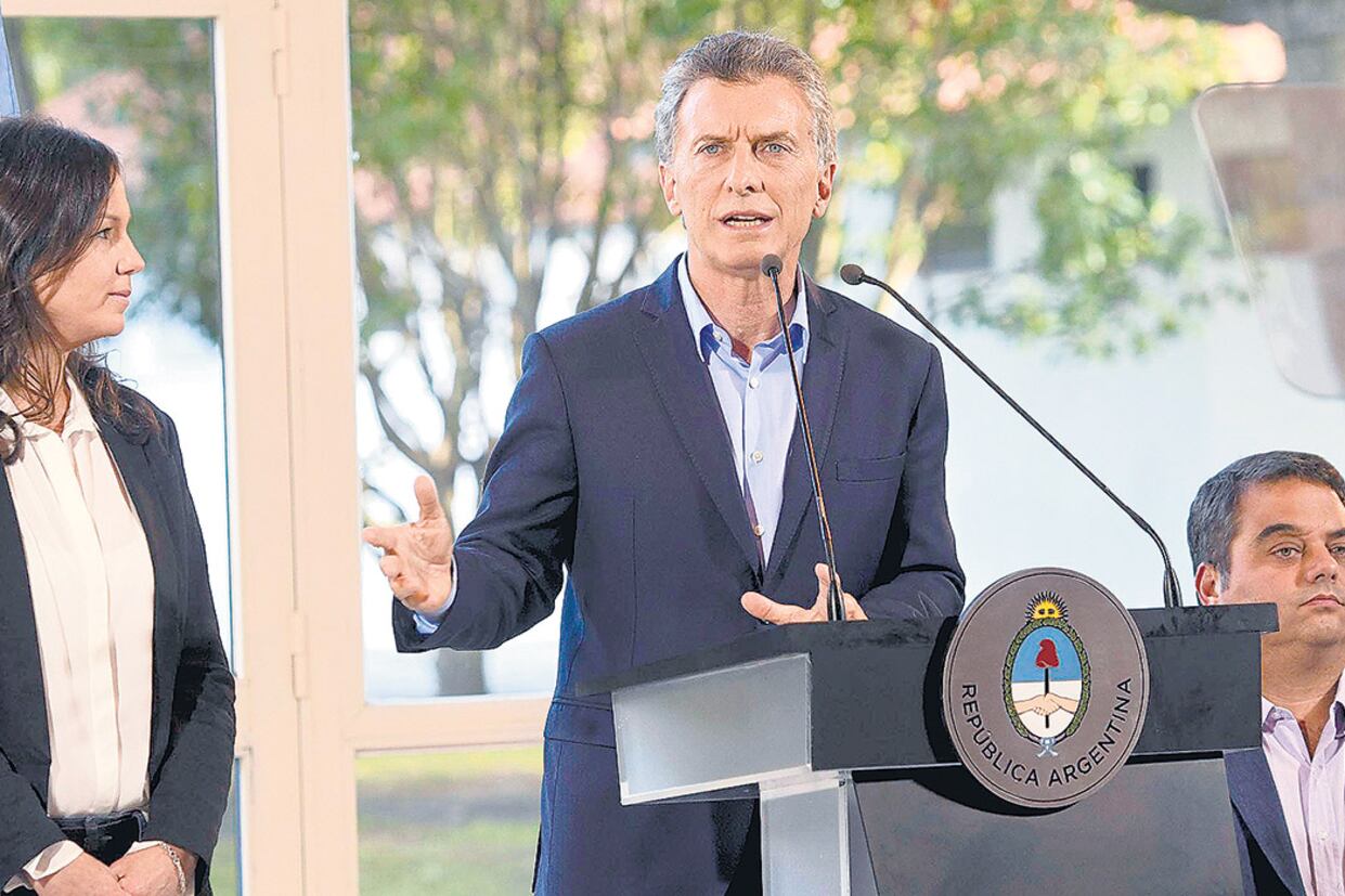 Mauricio Macri celebró los resultados junto a Carolina Stanley (Desarrollo Social) y Jorge Triaca (Trabajo).