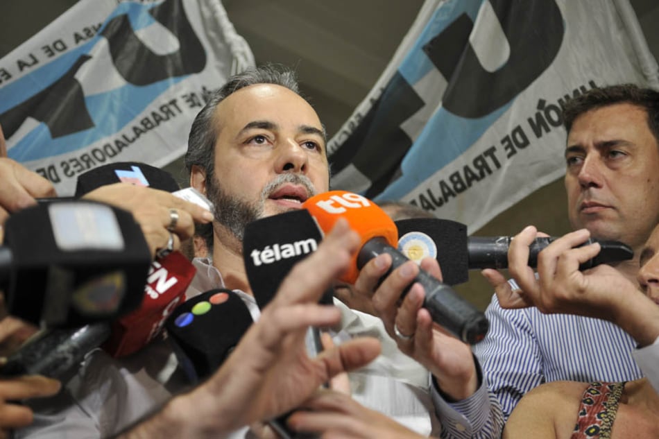 Eduardo López se mostró crítico de la gestión educativa del gobierno porteño.