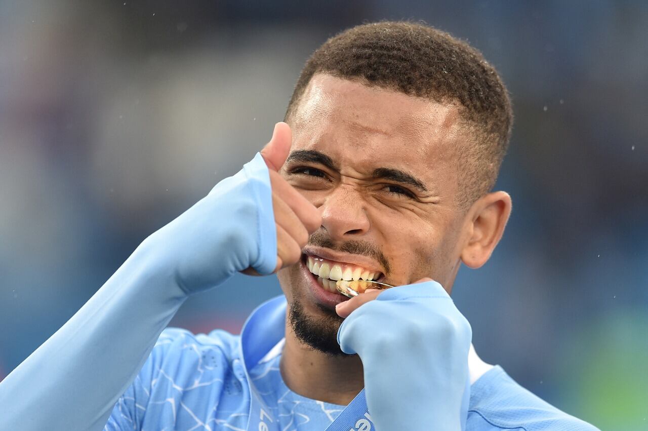 Gabriel Jesus viajó a Brasil desde Inglaterra