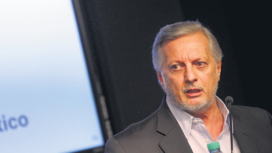 Pese a la devaluación, Aranguren mantuvo sin cambios los precios estacionales para el periodo mayo-octubre.