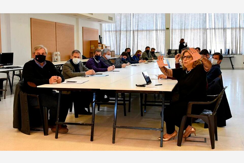 Martorano encabezó ayer una nueva reunión del Comité Operativo de Emergencia.