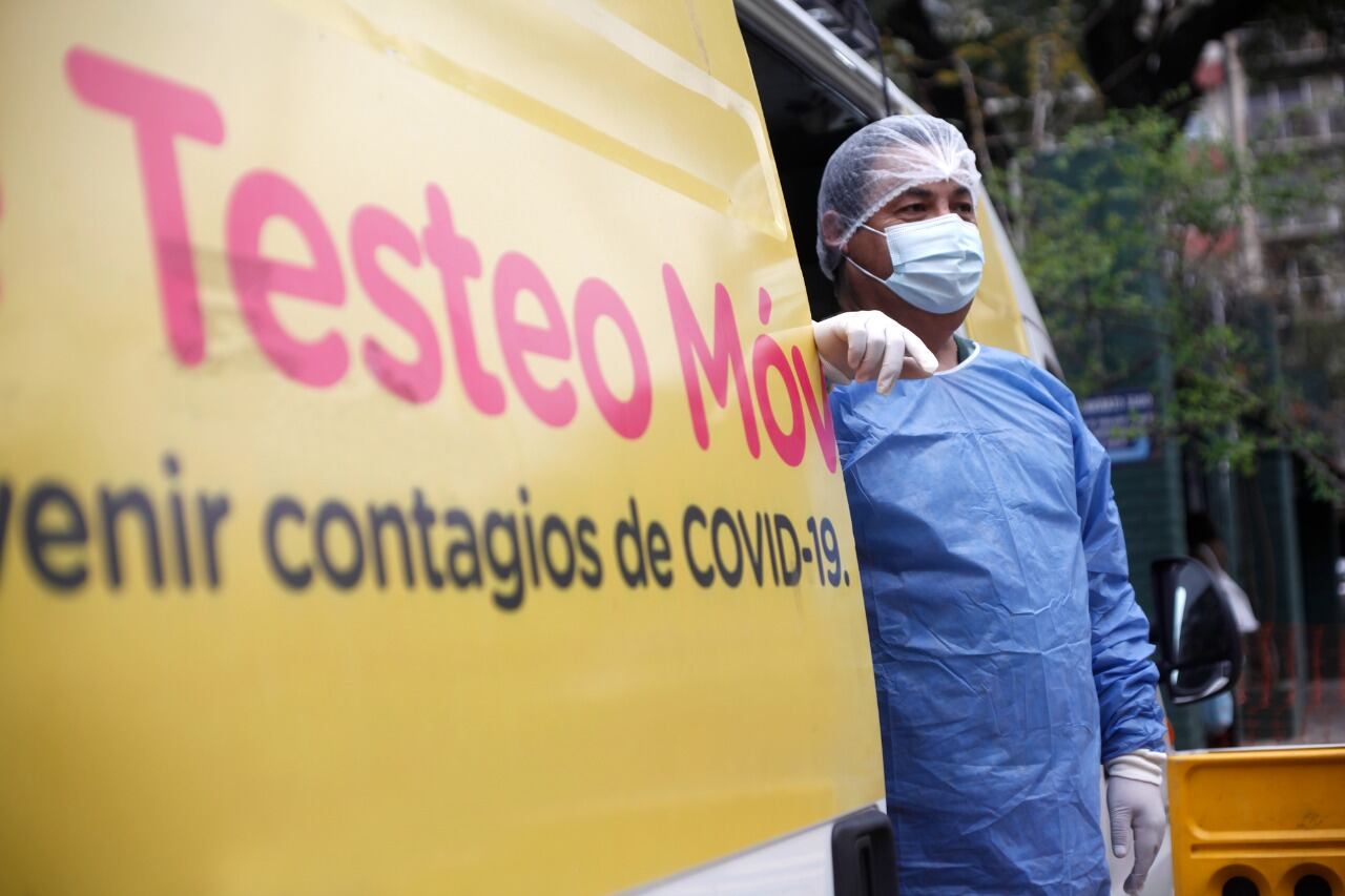 Hay por el momento 921 personas internadas en Unidades de Terapia Intensiva.