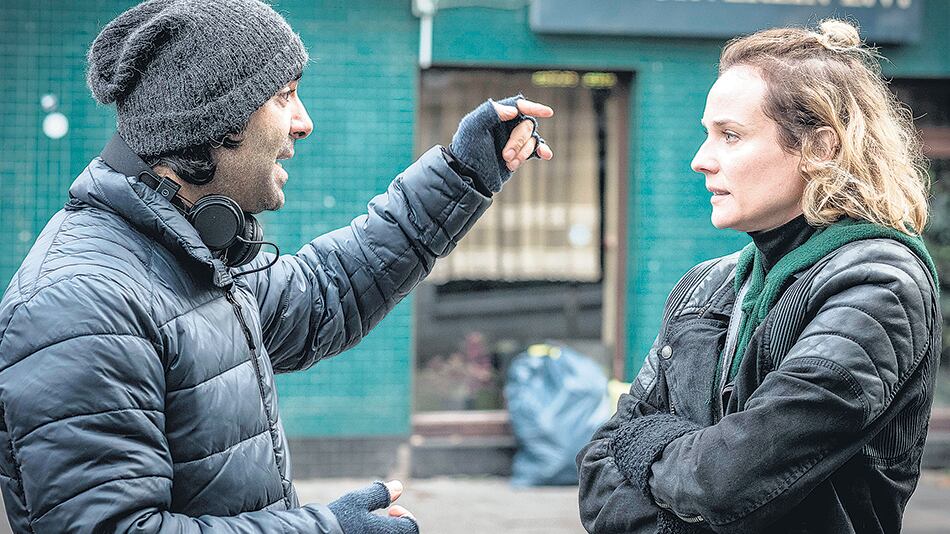 Faith Akin dirigiendo a su estrella, Diane Kruger.