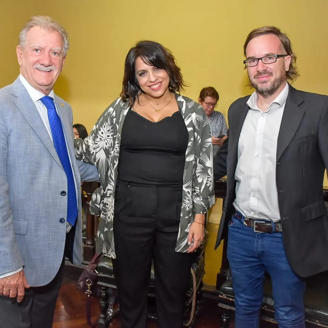 Donda junto al vicegobernador Antonio Marocco (izq) y el delegado por Salta del INADI, Gustavo Farquharson