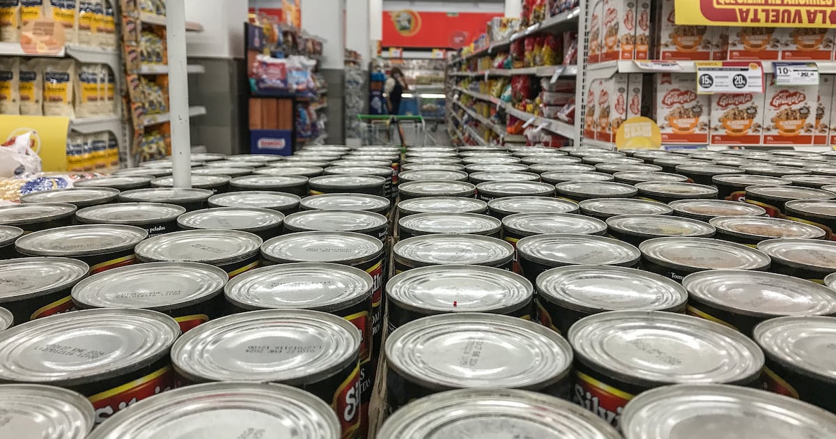 Crisis histórica de venta en los supermercados