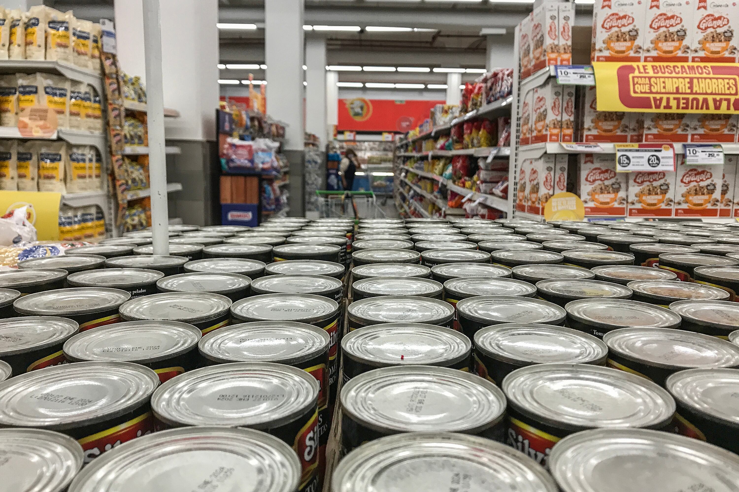 Para el conjunto del año la expectativa inflacionaria se mantiene en un rango del 40 al 50 por ciento.