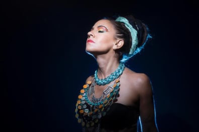 Paz Ferreyra, la artista que da vida a Miss Bolivia.