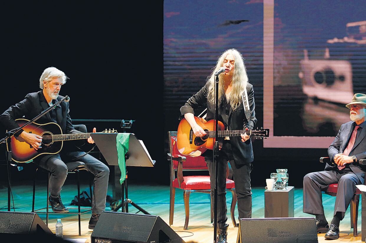 “Mi mayor preocupación es la poesía, la revolución, crear espacios para nuevas bandas, para la juventud.”