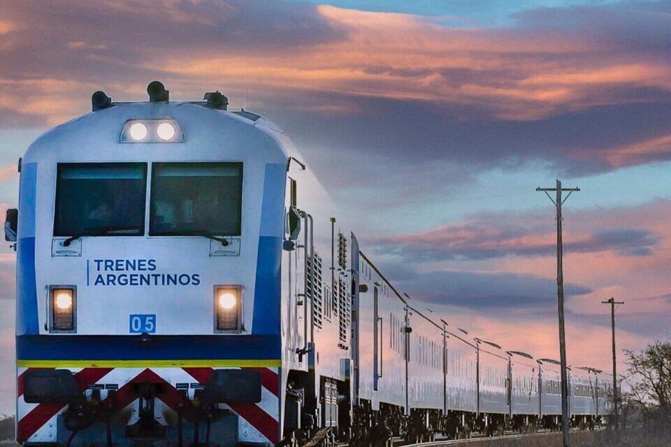 Cómo sacar pasajes de tren a Mar del Plata y cuánto salen.