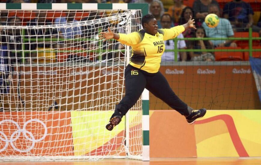 La arquera angolesa Teresa Almeida