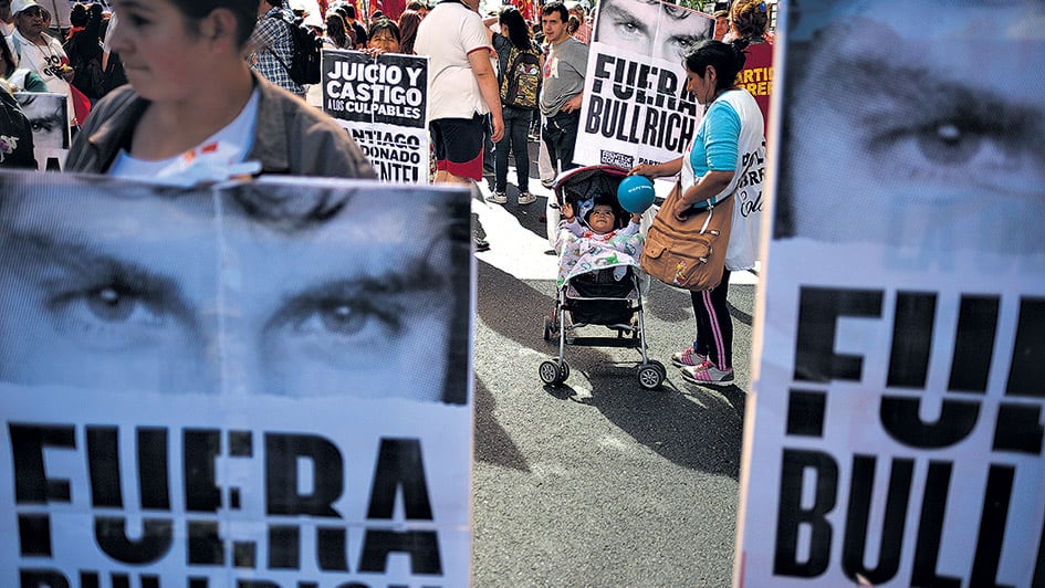 Los manifestantes exigieron la renuncia de la ministra Patricia Bullrich.