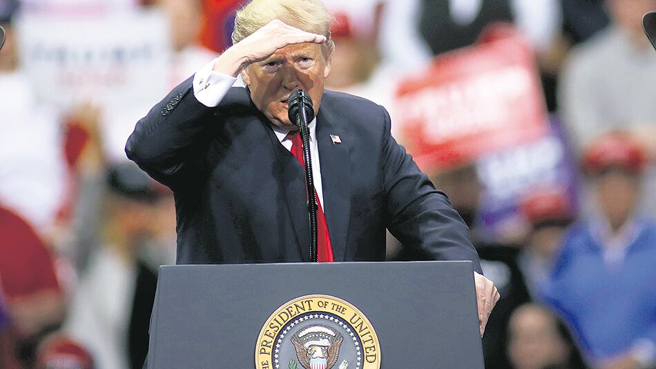 Durante los primeros 100 días al frente del Ejecutivo, Trump hacía cinco afirmaciones falsas al día.