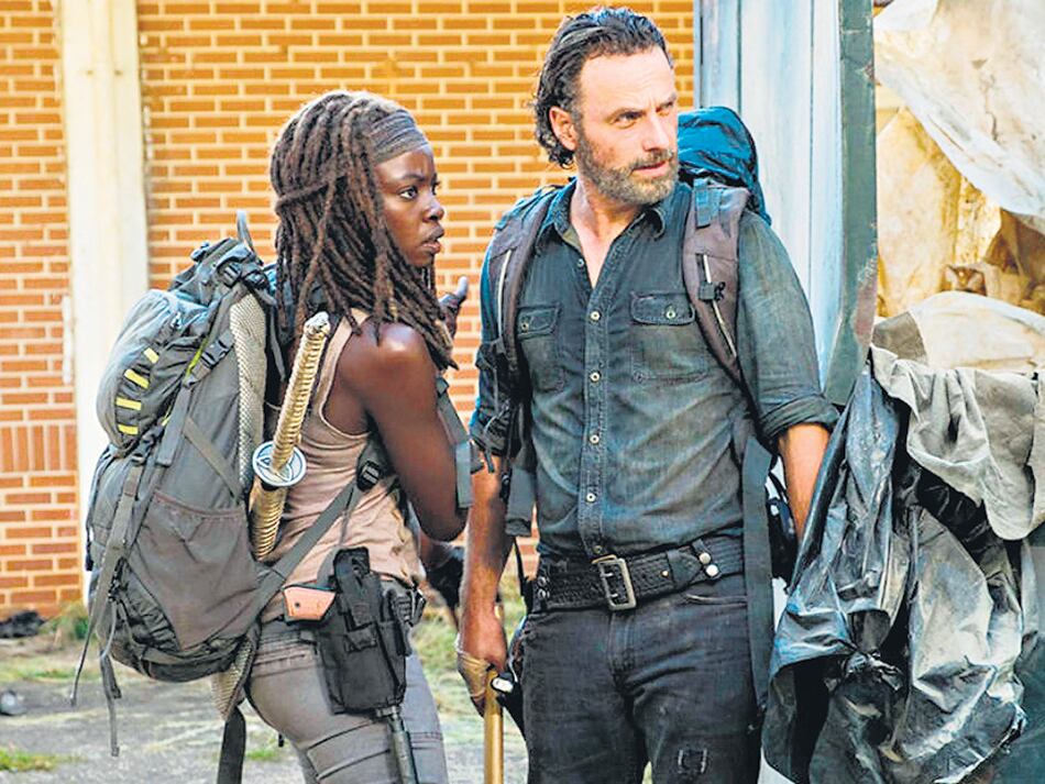 Michonne y Rick, personajes centrales de una temporada que mejoró un poco en su segunda tanda de episodios.