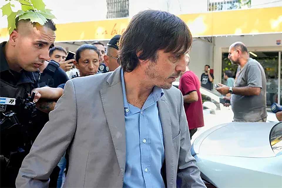 El fiscal de la unidad de delitos cometidos con armas de fuego.