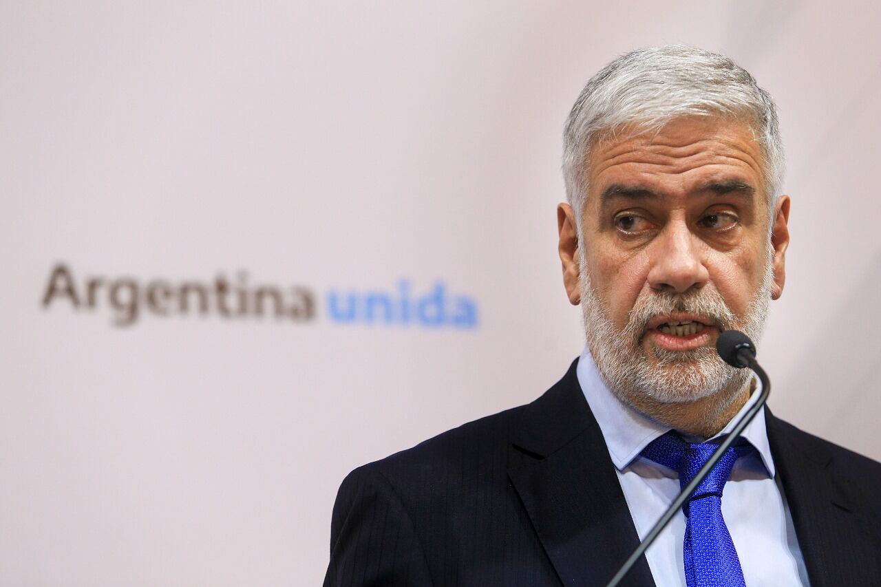 Feletti encabeza las medidas de "contención" de precios.