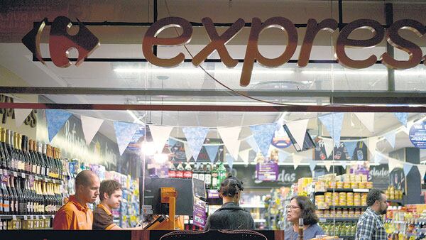 Las ventas en los super subieron 1,5 por ciento en enero, pero en el bimestre cayeron 0,9.