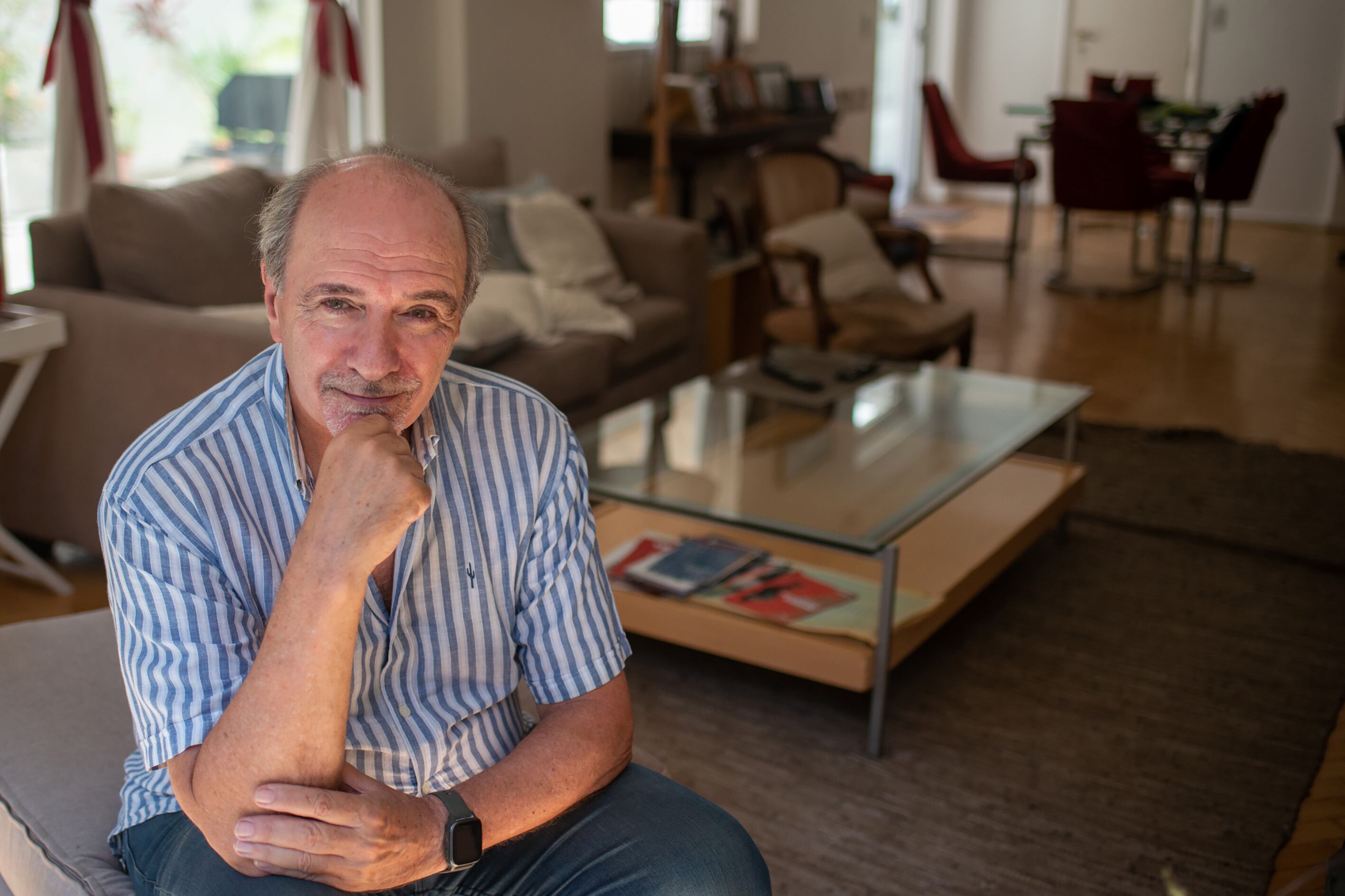 Toyos entiende que el diván puede ser reemplazado en el ciberanálisis