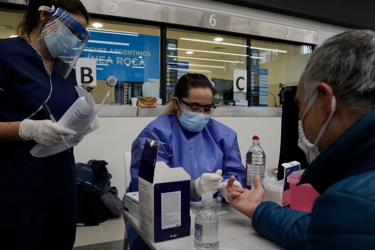 Los test rápidos de coronavirus empezaron a realizarse hoy en Constitución.