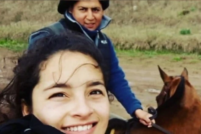 Antonella Barrios con su pareja, Pablo Catacata Madrigal.