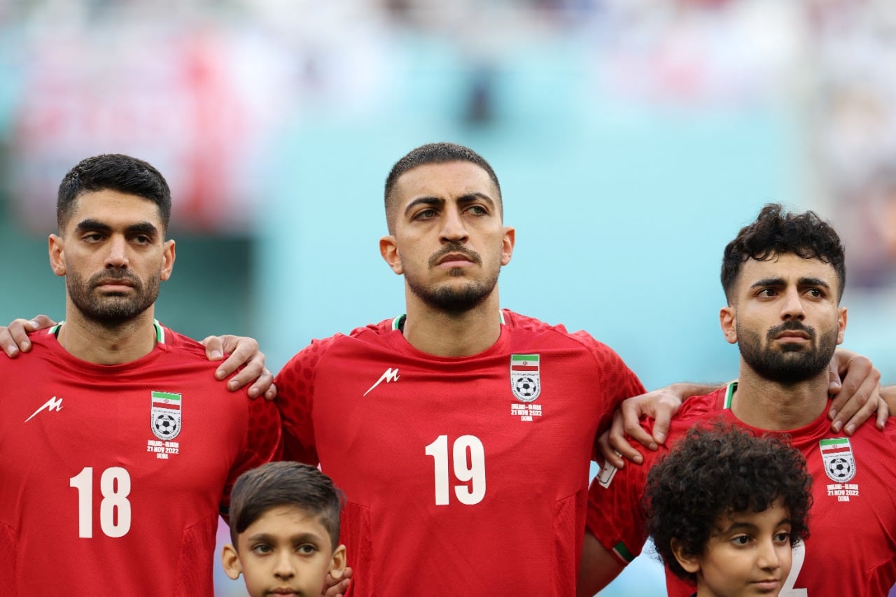Los futbolistas iraníes se unieron a las protestas en su país