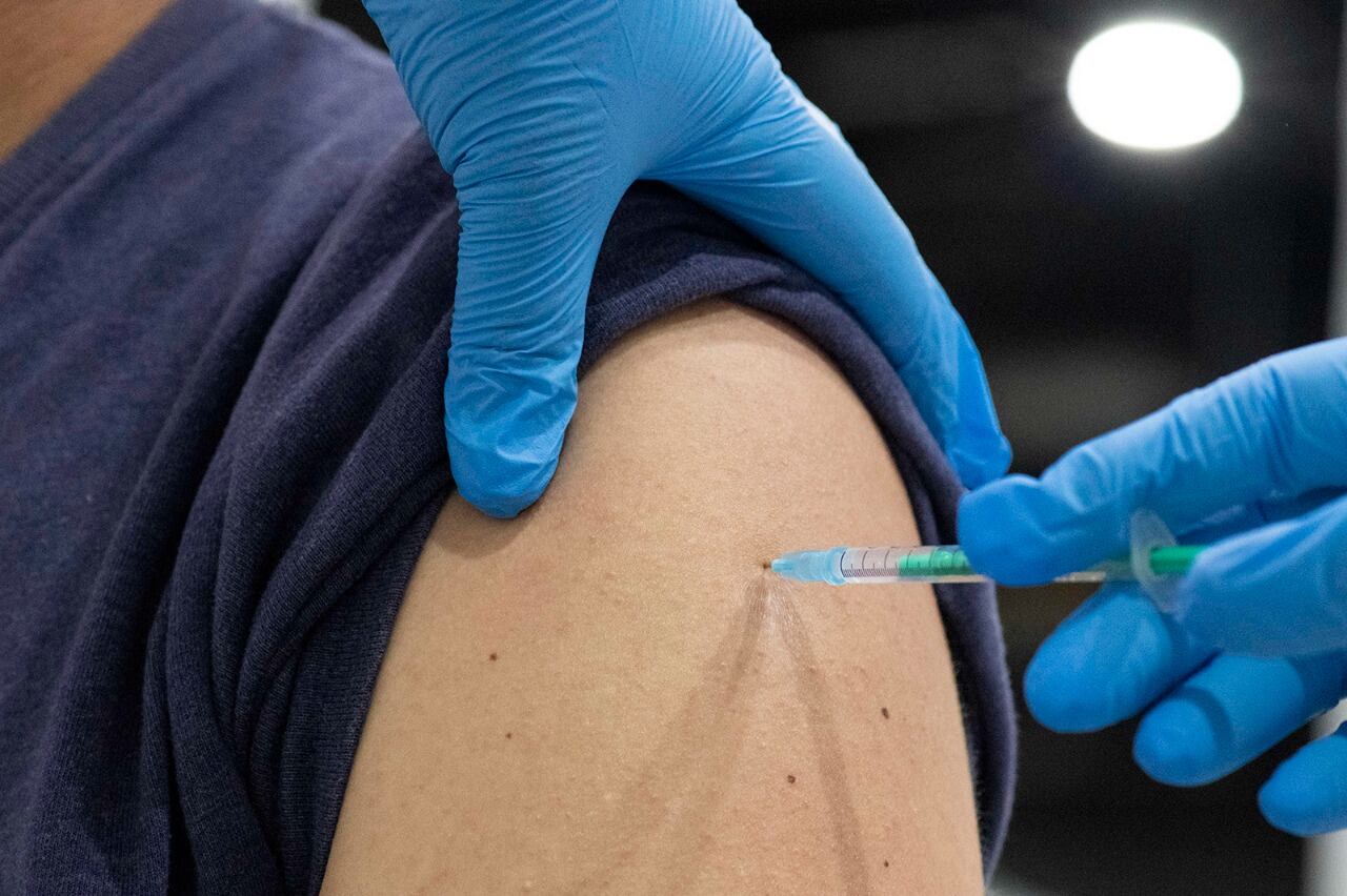 La enfermera fue despedida por la Cruz Roja Alemana.