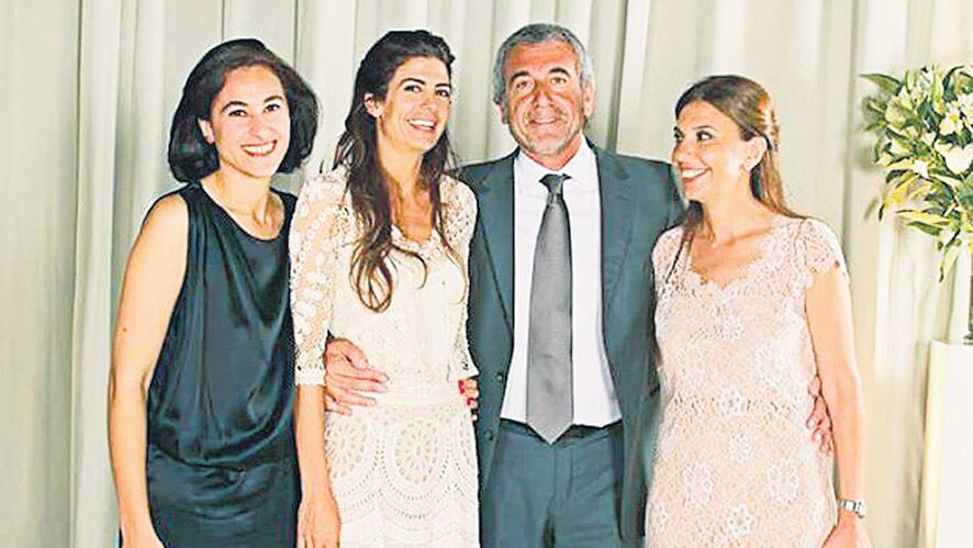 Los hermanos Awada, salvo Alejandro. Leila, Zoraida y la madre, Elsa Esther Baker, ingresaron al blanqueo.