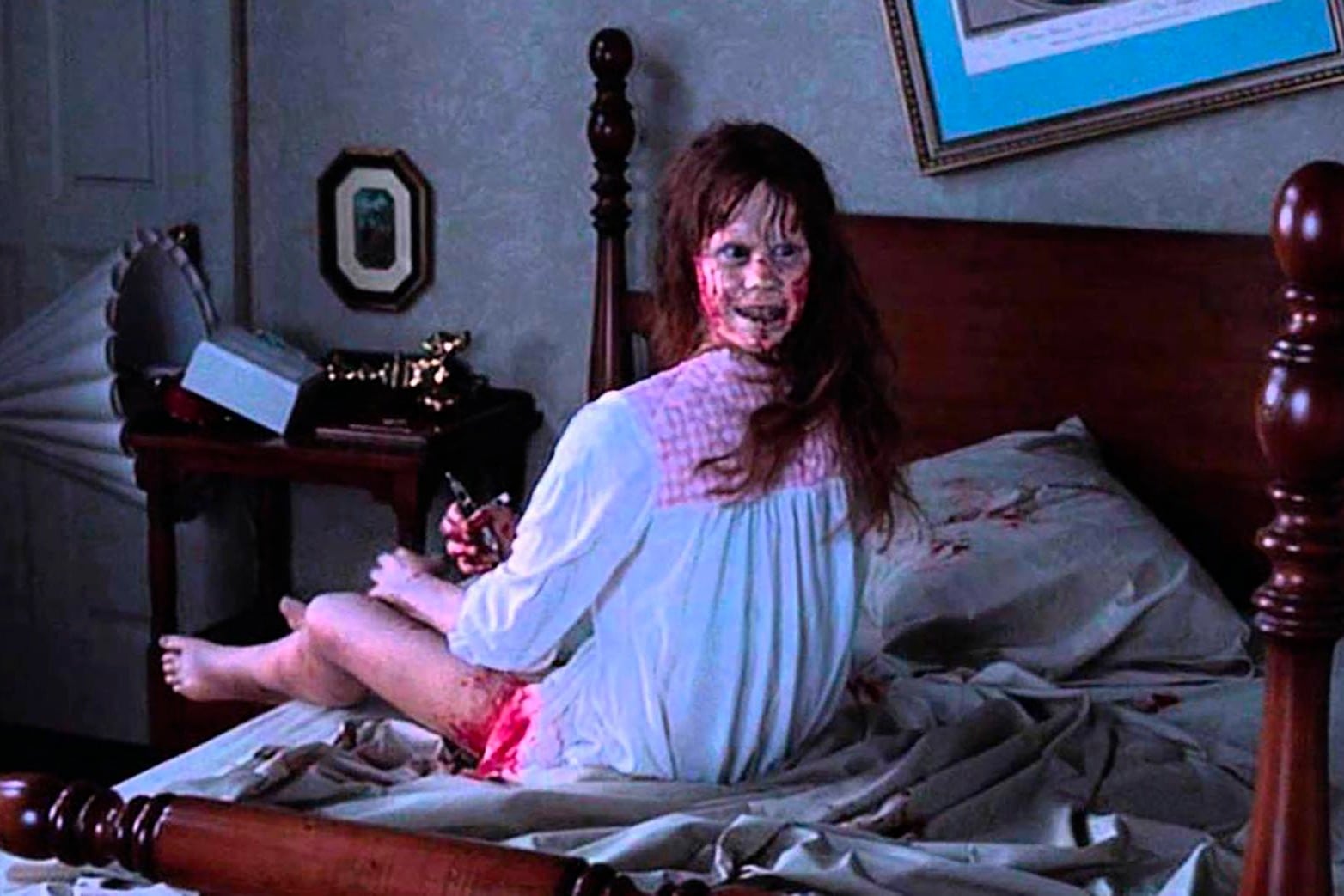 La impactante imagen de Blair poseída en "El Exorcista" quedó grabada en toda una generación.