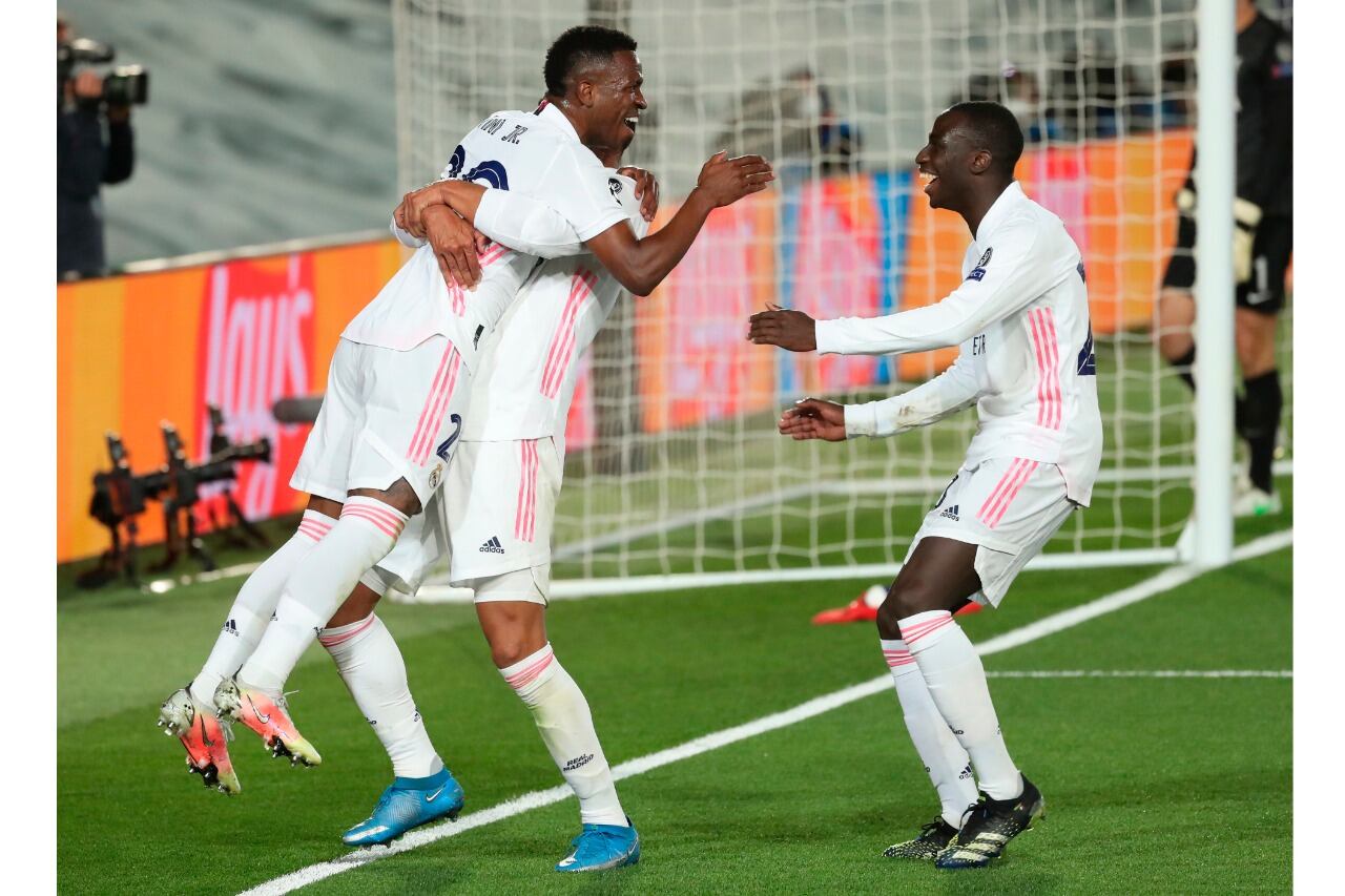 Vinicius Jr. hizo dos goles para el Real Madrid.