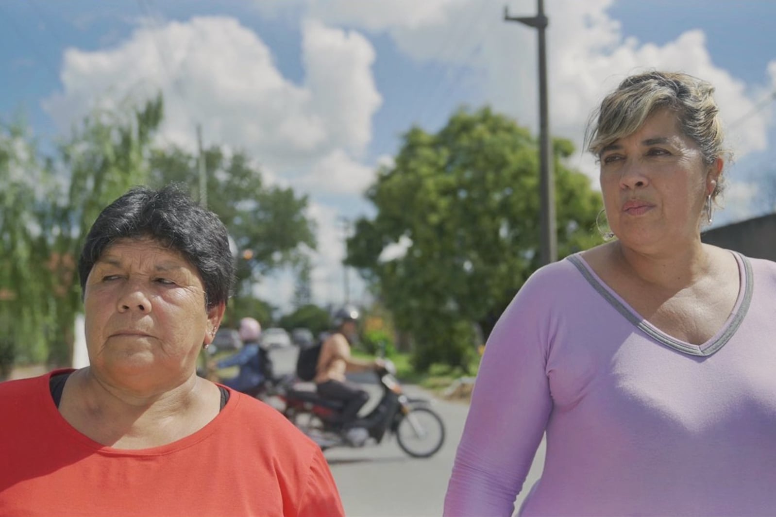 Las manzaneras aparecen en el segundo capítulo de la serie, dirigida por Lucía Lubarsky