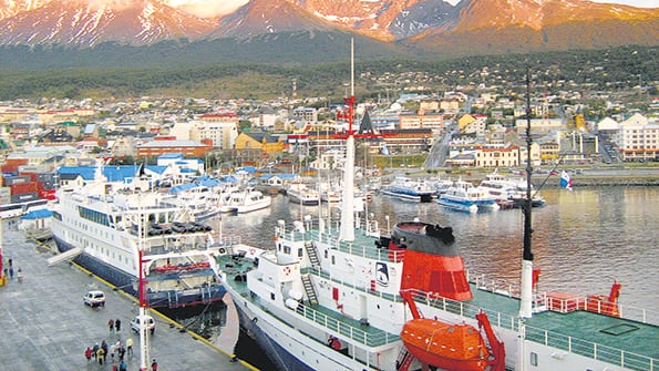 L. trabajó más de seis años en la estiba en el puerto de Ushuaia antes de que la echaran tras cambiar de género.