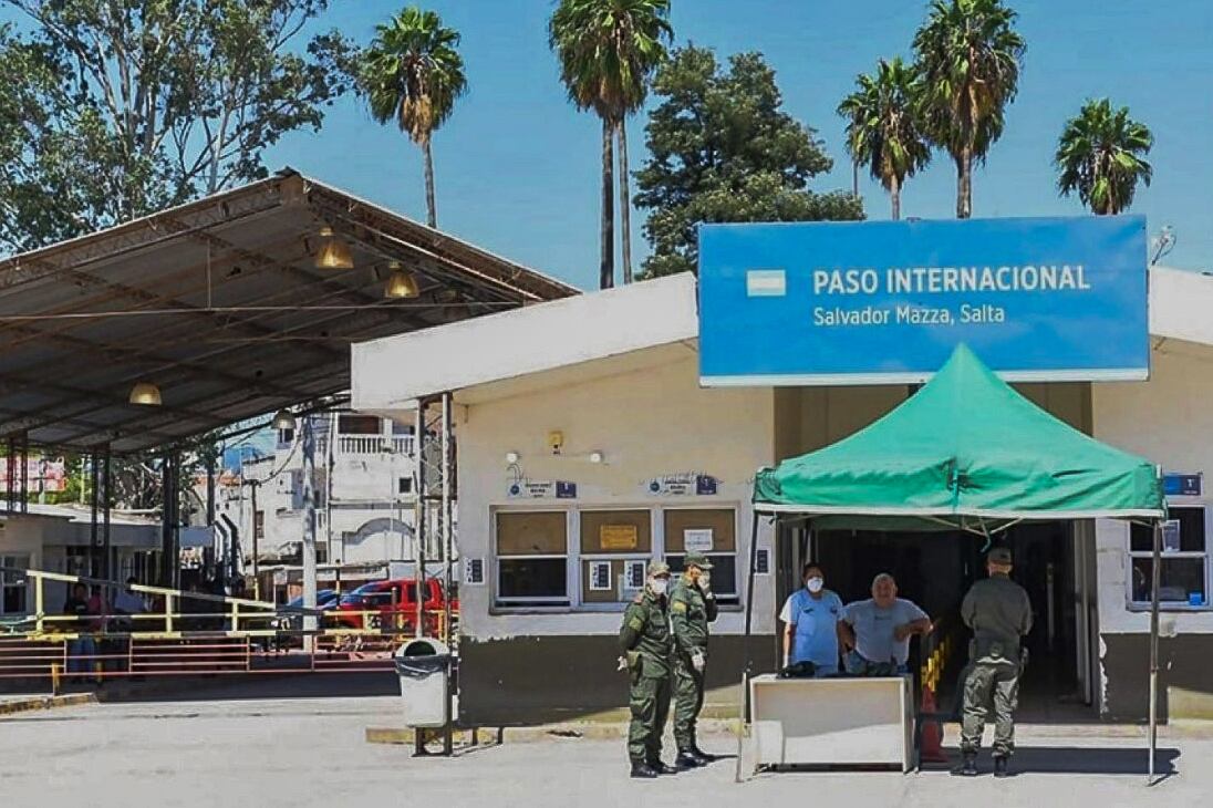 La semana pasada se decidió cerrar el paso internacional de Salvador Mazza.