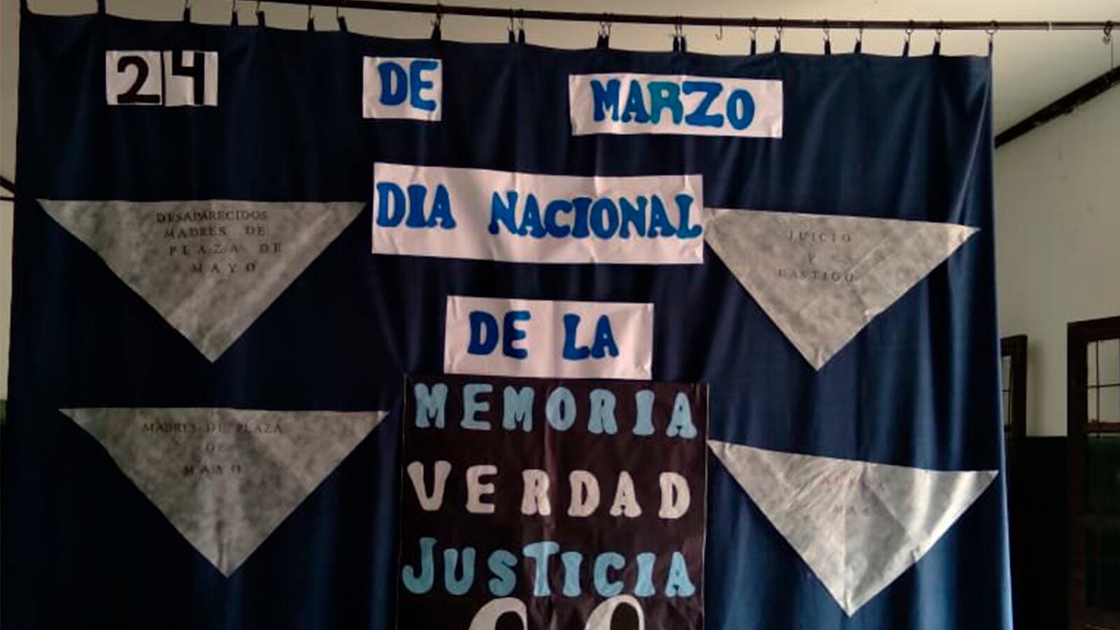 Telón de la escuela N° 4453