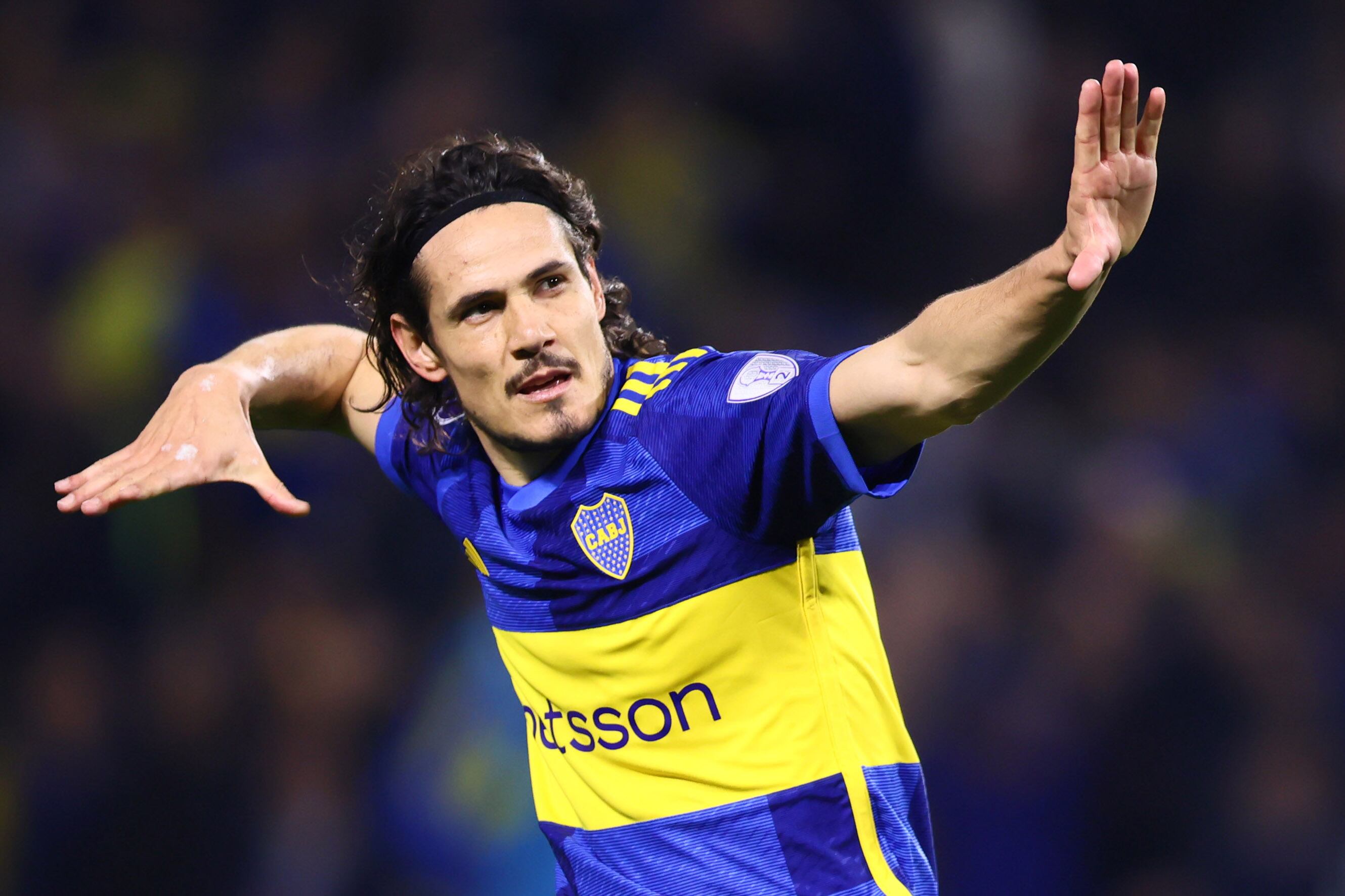 Cavani en uno de sus festejos en Boca