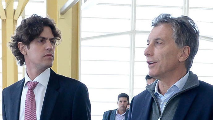 Un sector del radicalismo impulsa una primaria entre Mauricio Macri y Martín Lousteau.