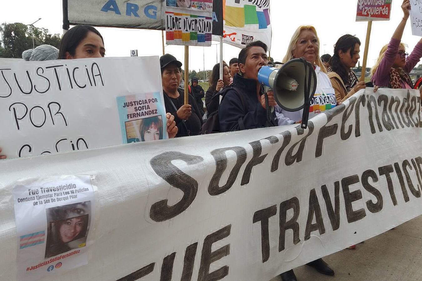 Fernández apareció sin vida, y con signos de tortura, en la comisaría 5ta. de Derqui