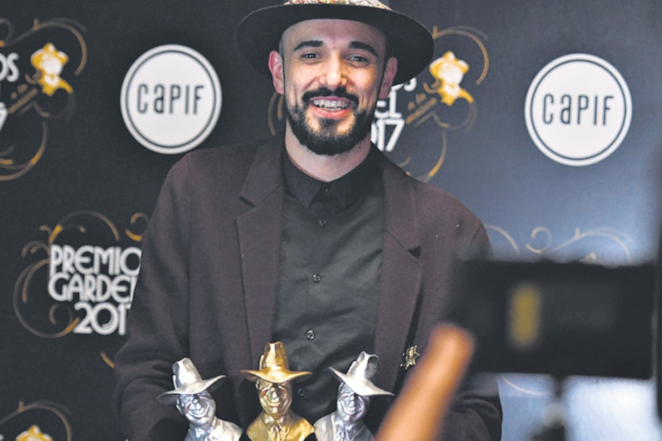 Abel Pintos volvió a alzarse con el Gardel de Oro.