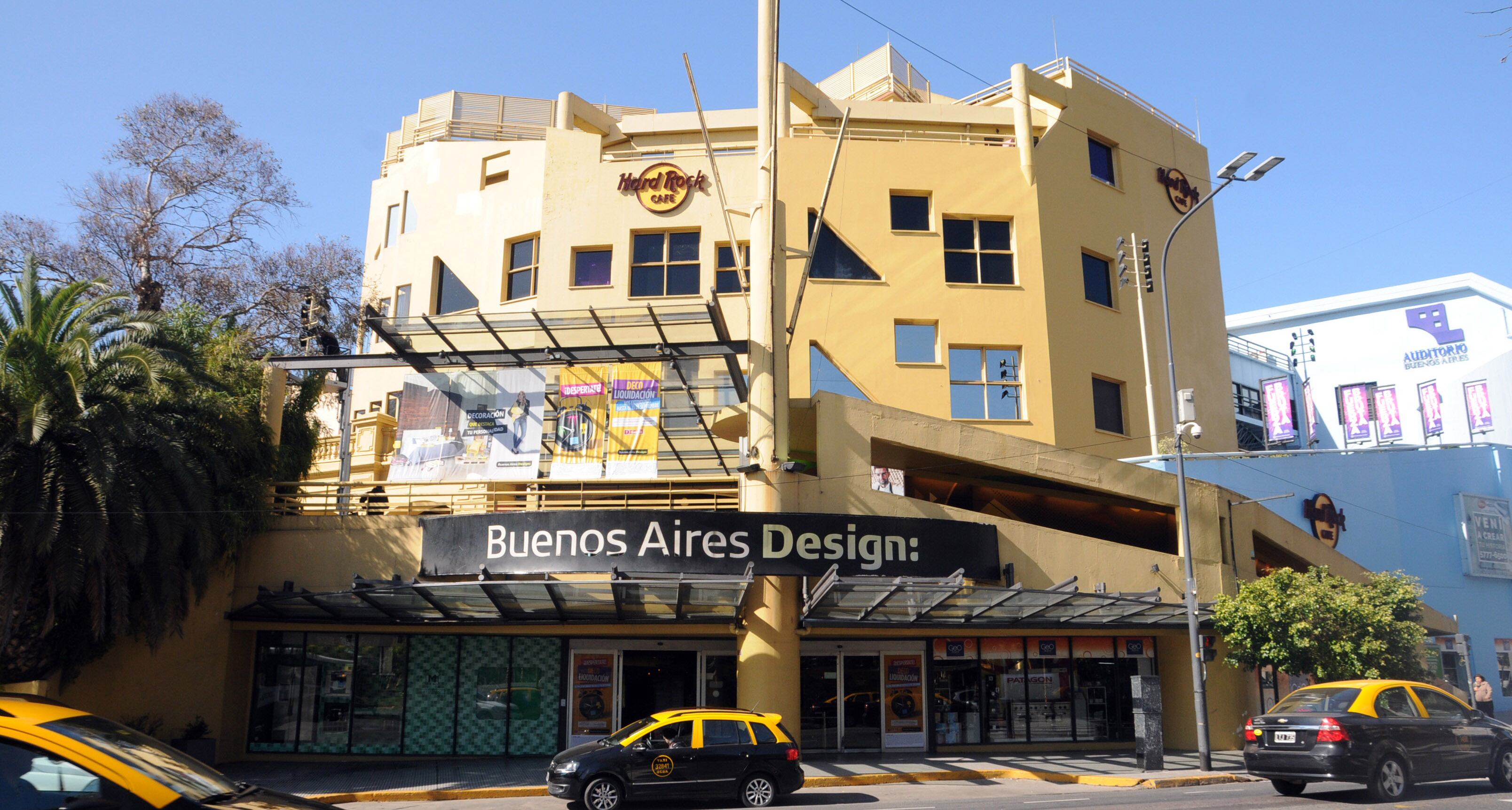 La clausura del shopping fue confirmada por fuentes del gobierno porteño.