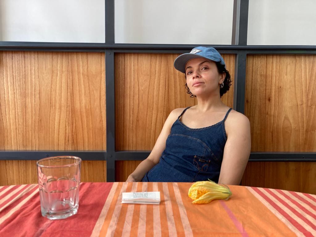 Marie Gouiric nació en Bahía Blanca, en 1985. Es licenciada en la Enseñanza de las Artes Audiovisuales. "La escritura es una gran compañía", dice a Las12.