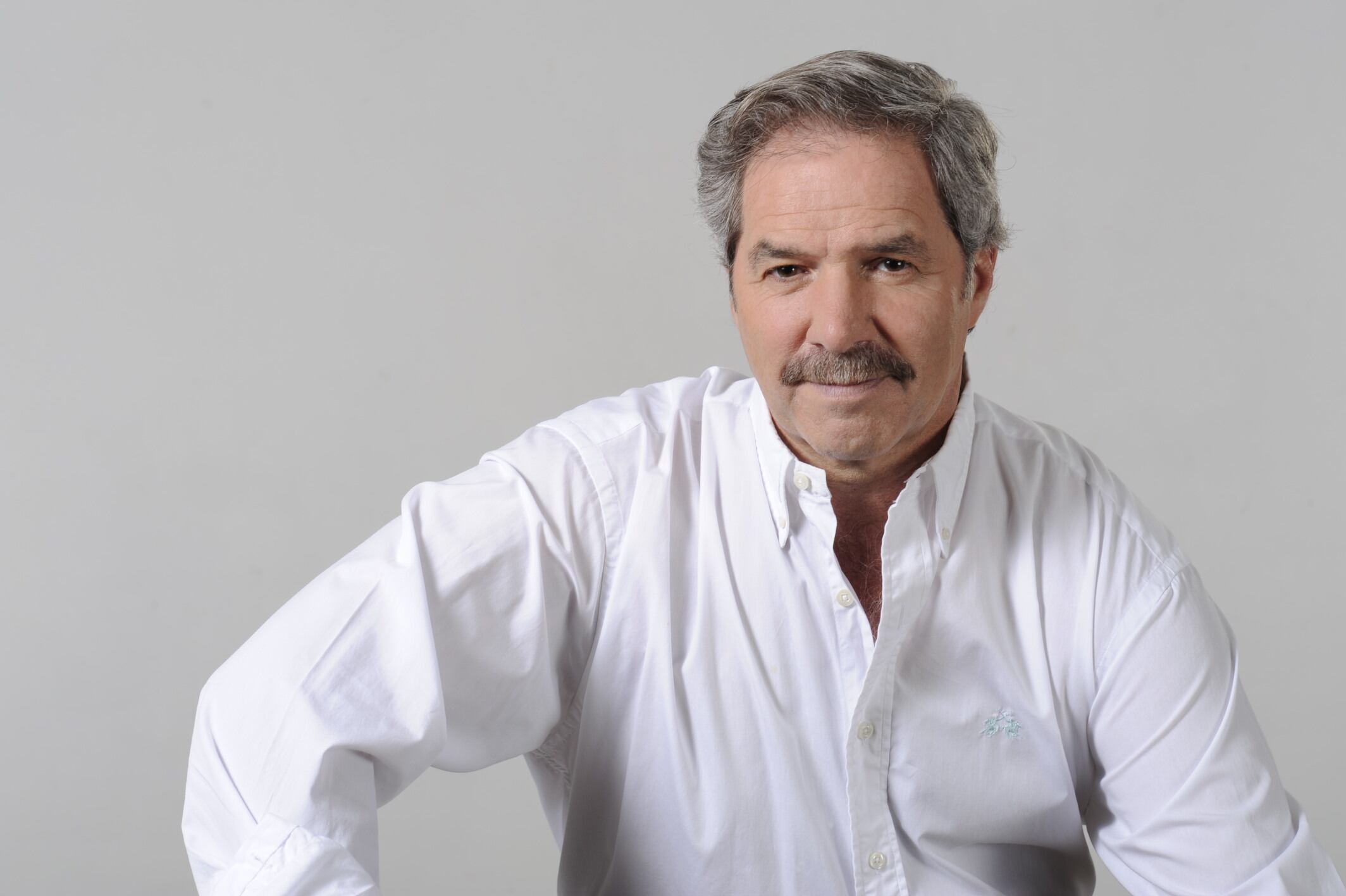 “Me preocupa la línea equivocada de Macri", dijo Solá.