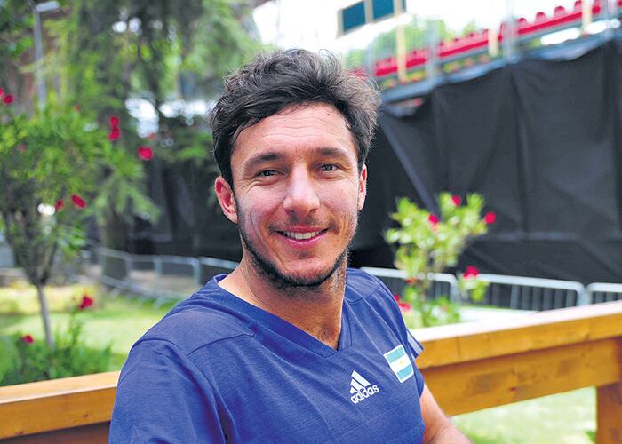 Mónaco dijo adiós en Twitter.