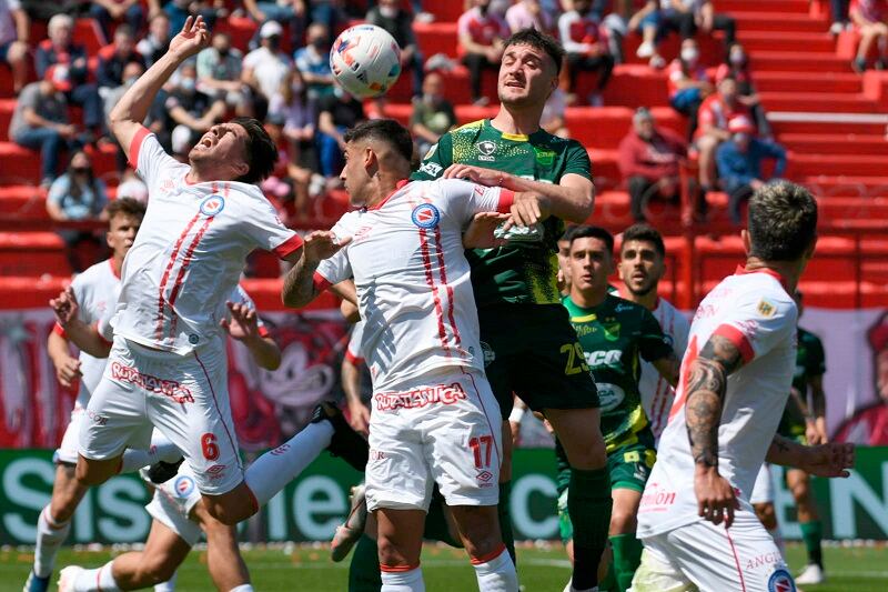 El Halcón voló alto en La Paternal