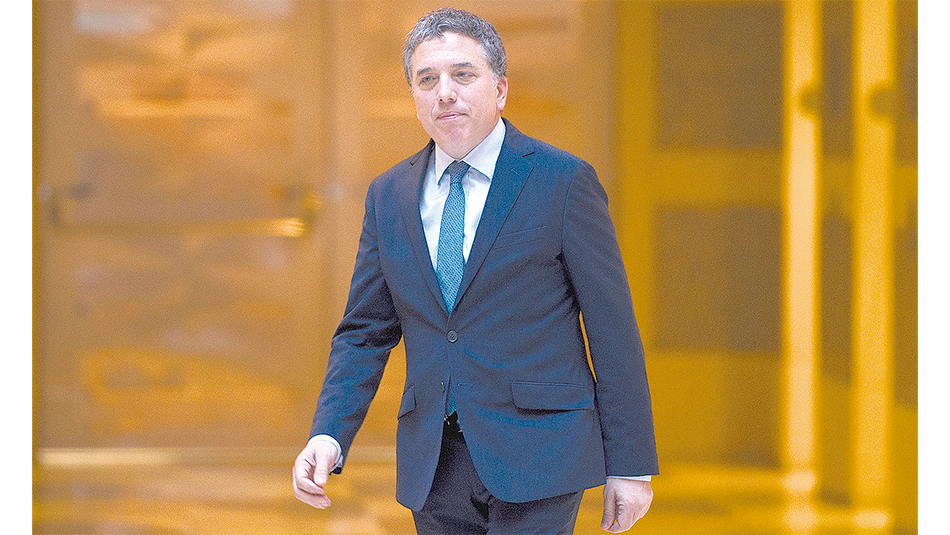 Dujovne mantendrá el jueves un encuentro con Christine Lagarde.