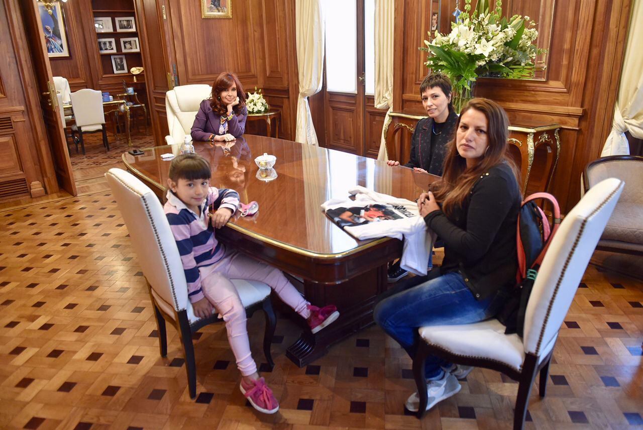Un momento del encuentro en el Senado.