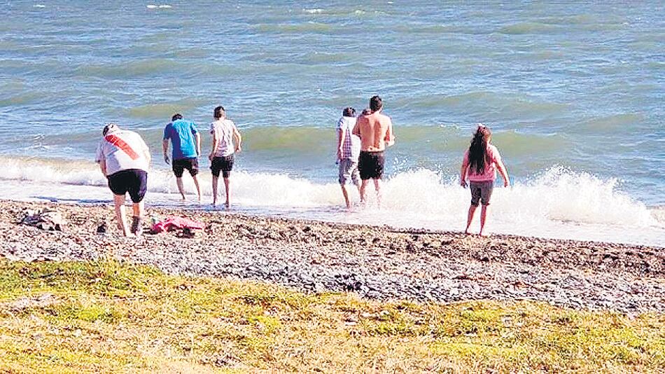 El canal de Beagle es una playita para los fueguinos.